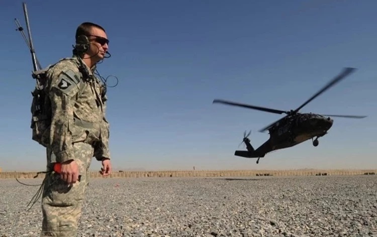 القوات الامريكية توسع عمليات الاستطلاع الجوي غربي الانبار