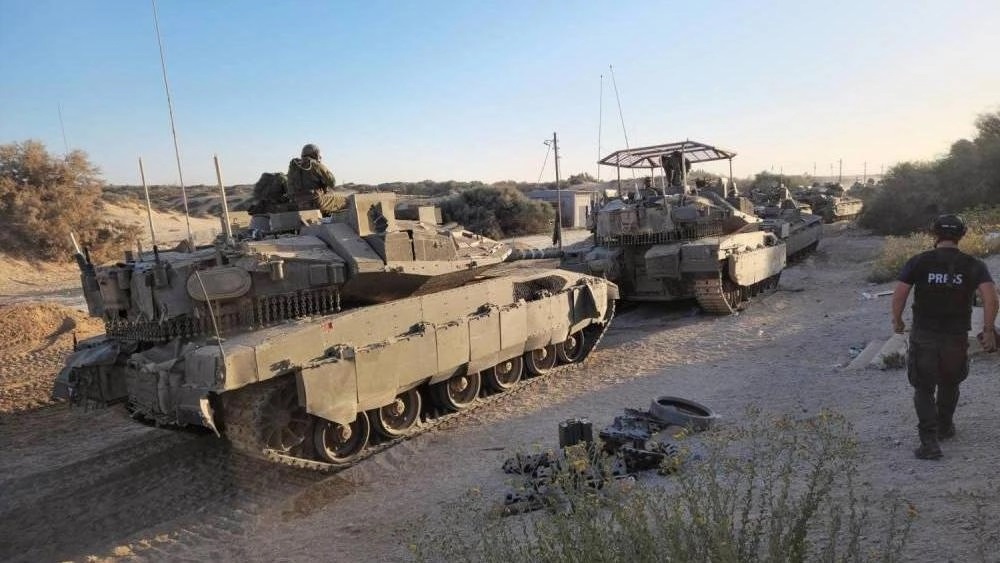 نتنياهو: الجيش الإسرائيلي يطوق منزل زعيم حماس يحيى السنوار في غزة