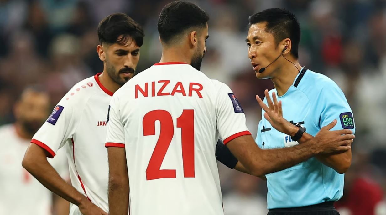 الاتحاد الأردني يصعد ضد الحكم الصيني الذي أدار نهائي كأس آسيا 2023