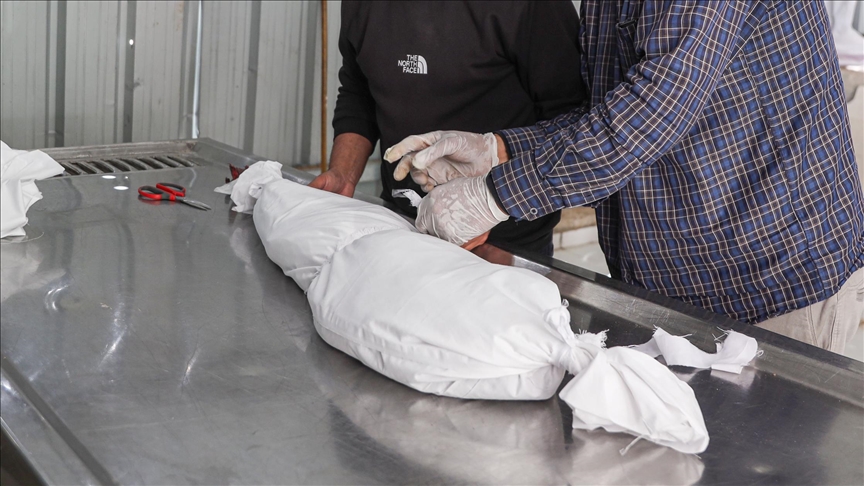 إسرائيل تقتل 490 طفلا خلال 20 يوما في غزة