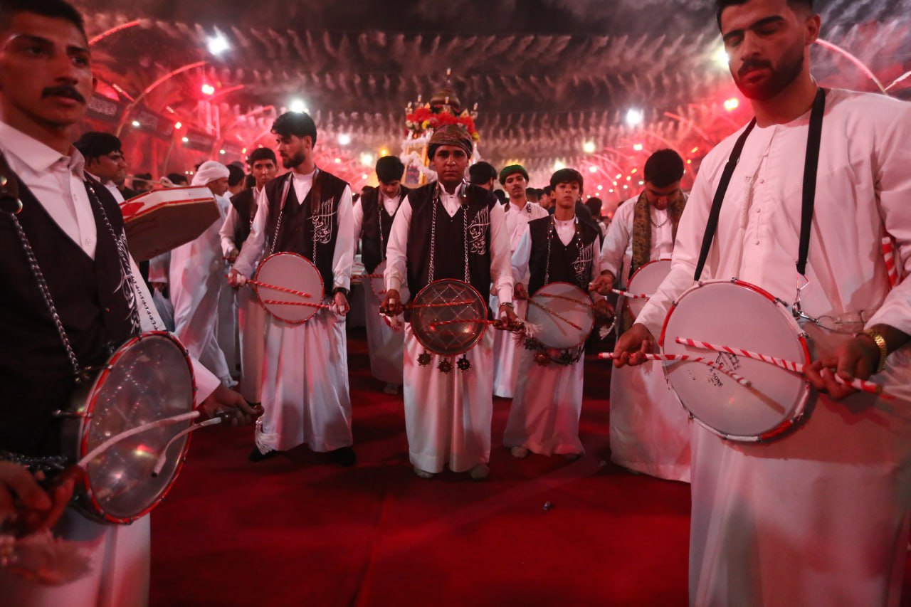 بالصور:طبول وابواق الحرب تقرع في كربلاء في يوم العباس (عليه السلام)