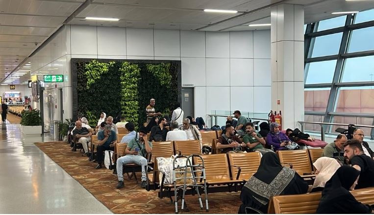 طائرة عراقية تهبط اضطرارياً في باكستان إثر وفاة مسافر كان متوجهاً للعلاج في الهند