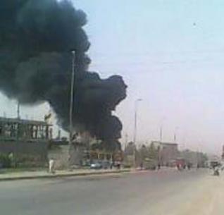 احتراق سيارة عسكرية في محطة وقود باب بغداد بمحافظة كربلاء المقدسة