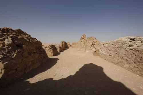 الآثار والسياحة: بعثاتنا ساهمت في اكتشاف 700 قطعة أثرية