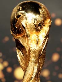 سرقة سبع نسخ مقلدة لكأس العالم من مكاتب الفيفا