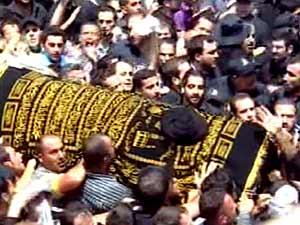 بمشاركة امين حزب الله ووفود عربية .. تشييع جثمان المرجع فضل الله