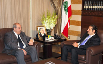 علاوي يكشف للحريري تطورات المفاوضات لتشكيل الحكومة العراقية