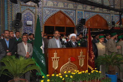 وفود مهرجان ربيع الشهادة السادس يتقدمها ممثل المرجعية  تؤدي مراسيم الممارسة العبادية داخل الصحن الحسيني