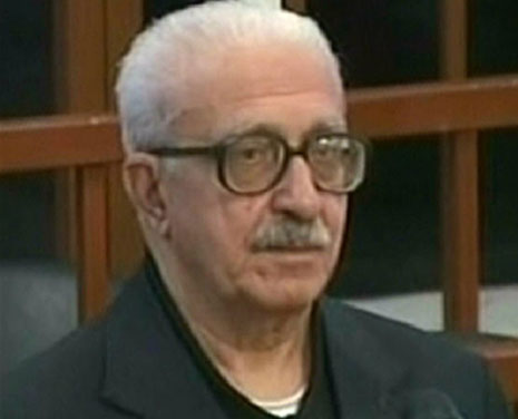 الحكومة تسمح لبديع عارف بزيارة طارق عزيز