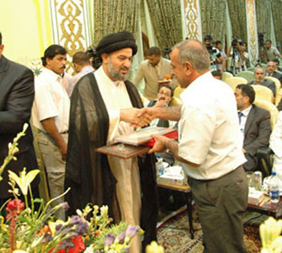 عتبات كربلاء تكرم قنوات صلاح الدين والانبار والرشيد وقنوات اخرى لتغطيتها مهرجان ربيع الشهادة السادس