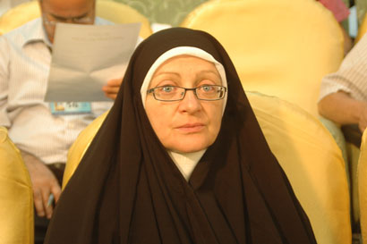 مسلمة كندية كارمنش ونو: كان ربيع الشهادة السادس مدهشاً وقد أثرى المشاركين بالمعلومات والأبحاث القيمة