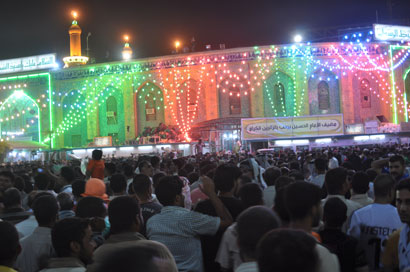 حشود مليونية من داخل العراق وخارجه تتحدى الارهاب وتحيي زيارة النصف من شعبان المباركة(مصور)