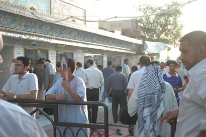 مراكز المفقودين تعمل وفق نظام الكتروني تفتح أبوابها لزائري كربلاء