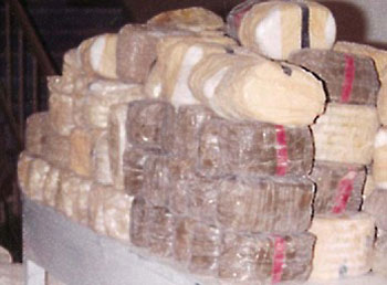 القبض على اكبر مروجي المخدارت وبحوزته كميات كبيرة يروم تهريبها الى دولة مجاورة