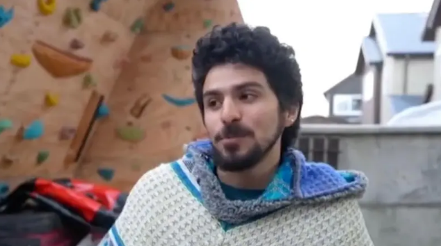 شاب يصف كيف ابتلعه حوت ولفظه بعد ثوانٍ