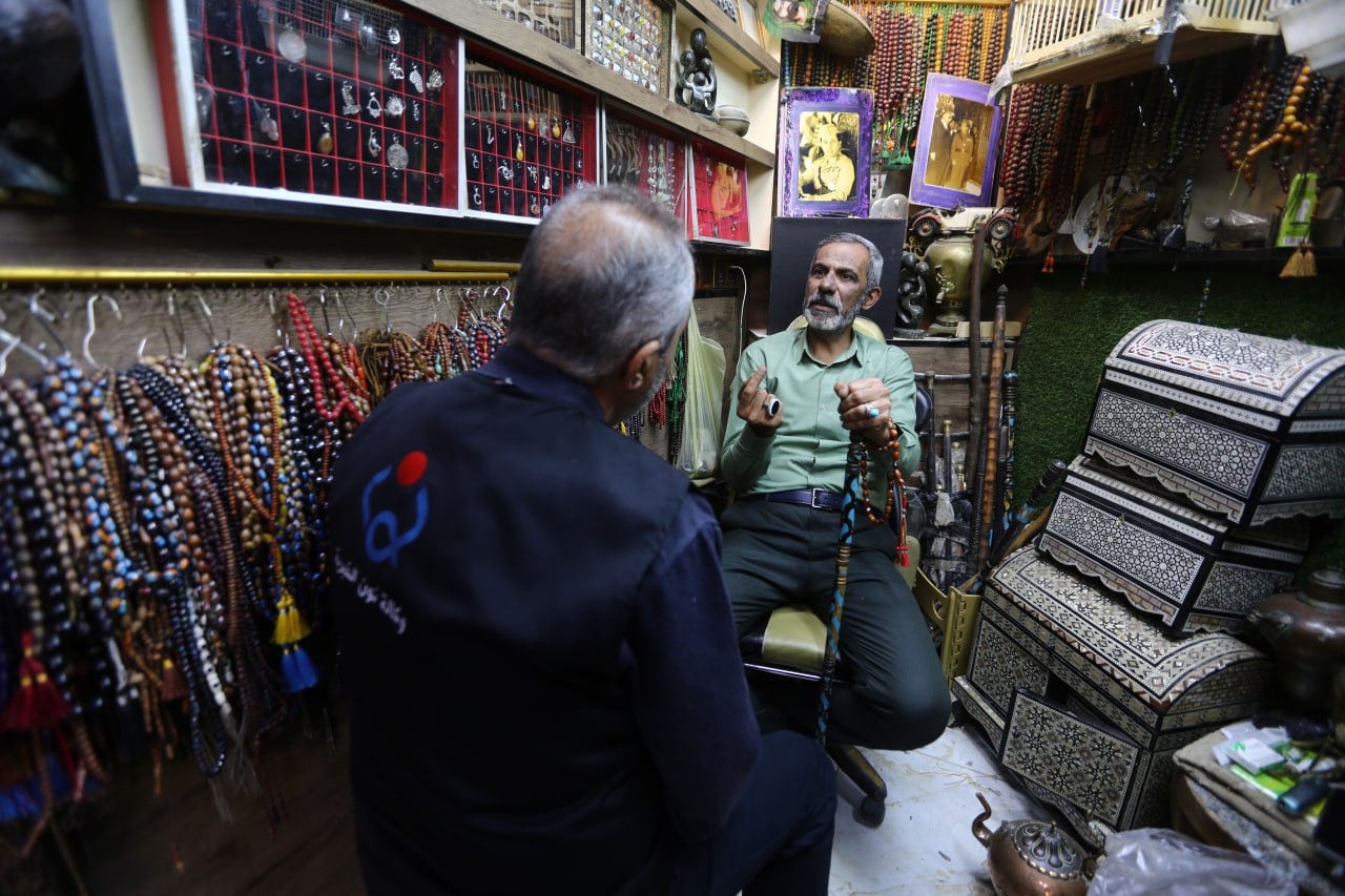 اسرار الاحجار الكريمة.. عقيق يماني عمره (250) عام  بيع بمبلغ (12) الف دولار اميركي في كربلاء