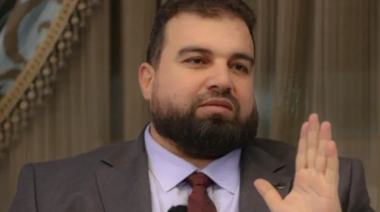 مسلحون يحتجزون محافظ السويداء السورية لإطلاق موقوف