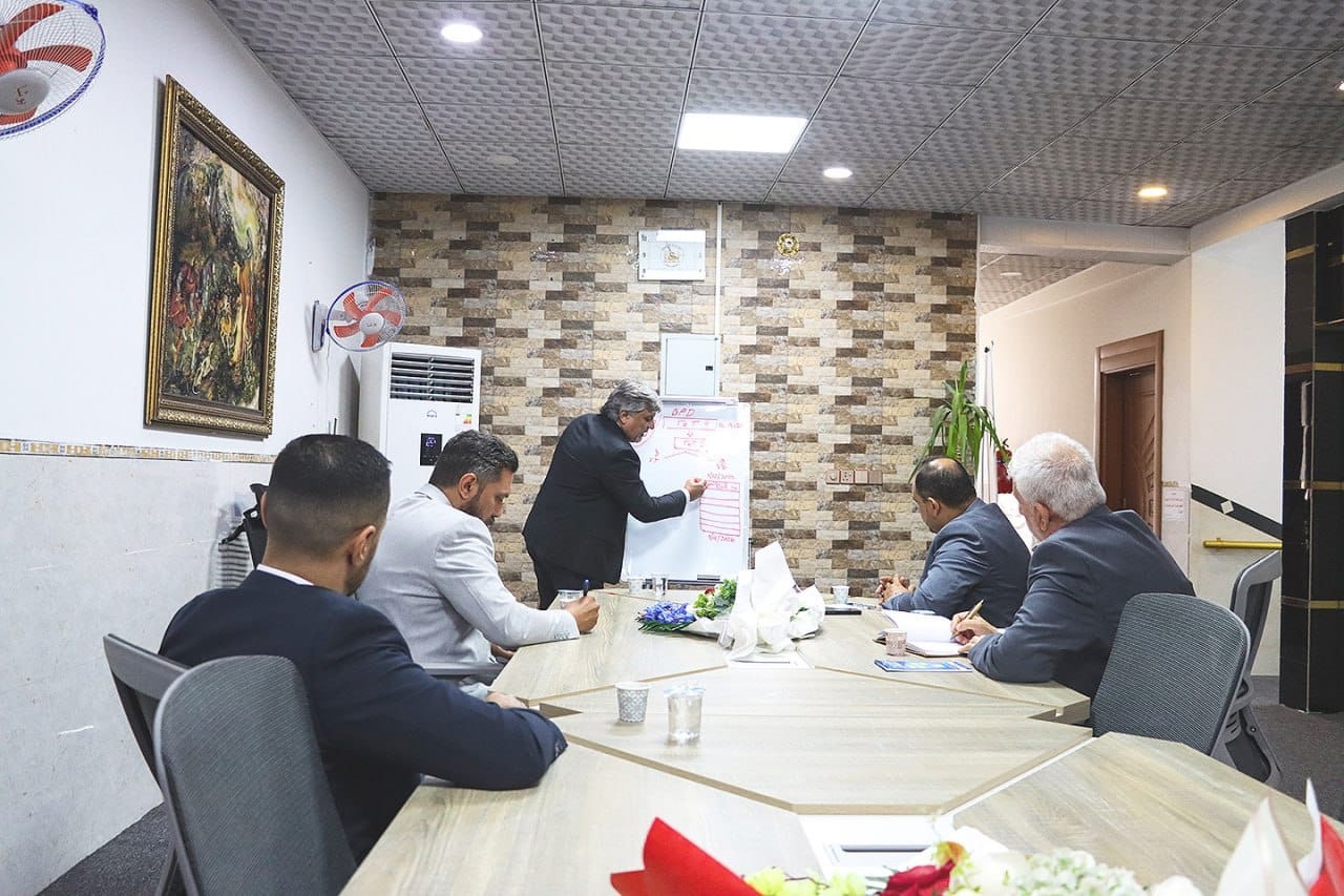 مبادرة "ريادة" على طاولة الحوار بين العتبة الحسينية ومستشار رئيس مجلس الوزراء