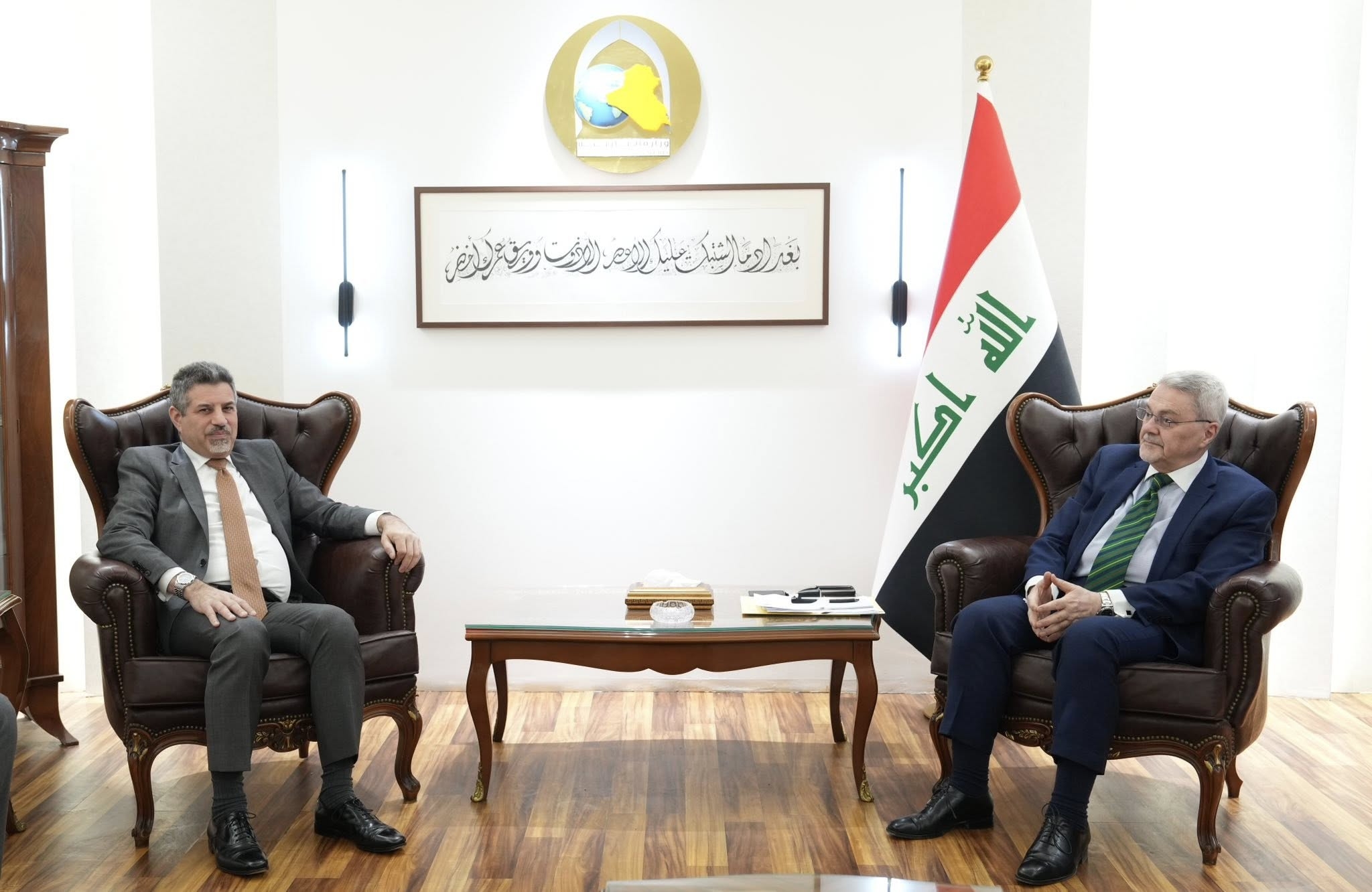 قلق عراقي :طائرات إسرائيلية فوق مدينتي كربلاء المقدسة والنجف الأشرف