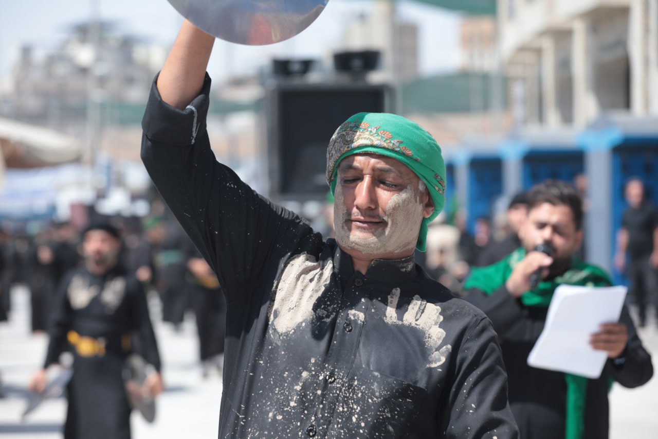 مع اشراقة صباح تاسوعاء... كربلاء تضج بالحزن والعويل ومواكب العزاء الحسينية