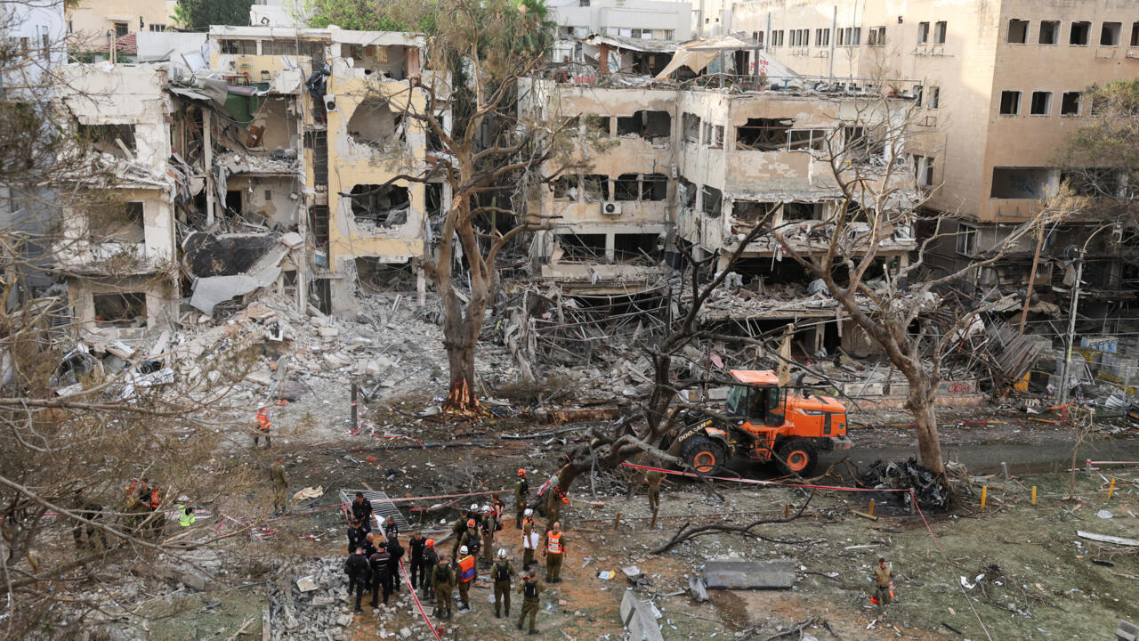 الهلال الأحمر الإيراني: 70 % من جرحى العدوان الإسرائيلي مدنيون