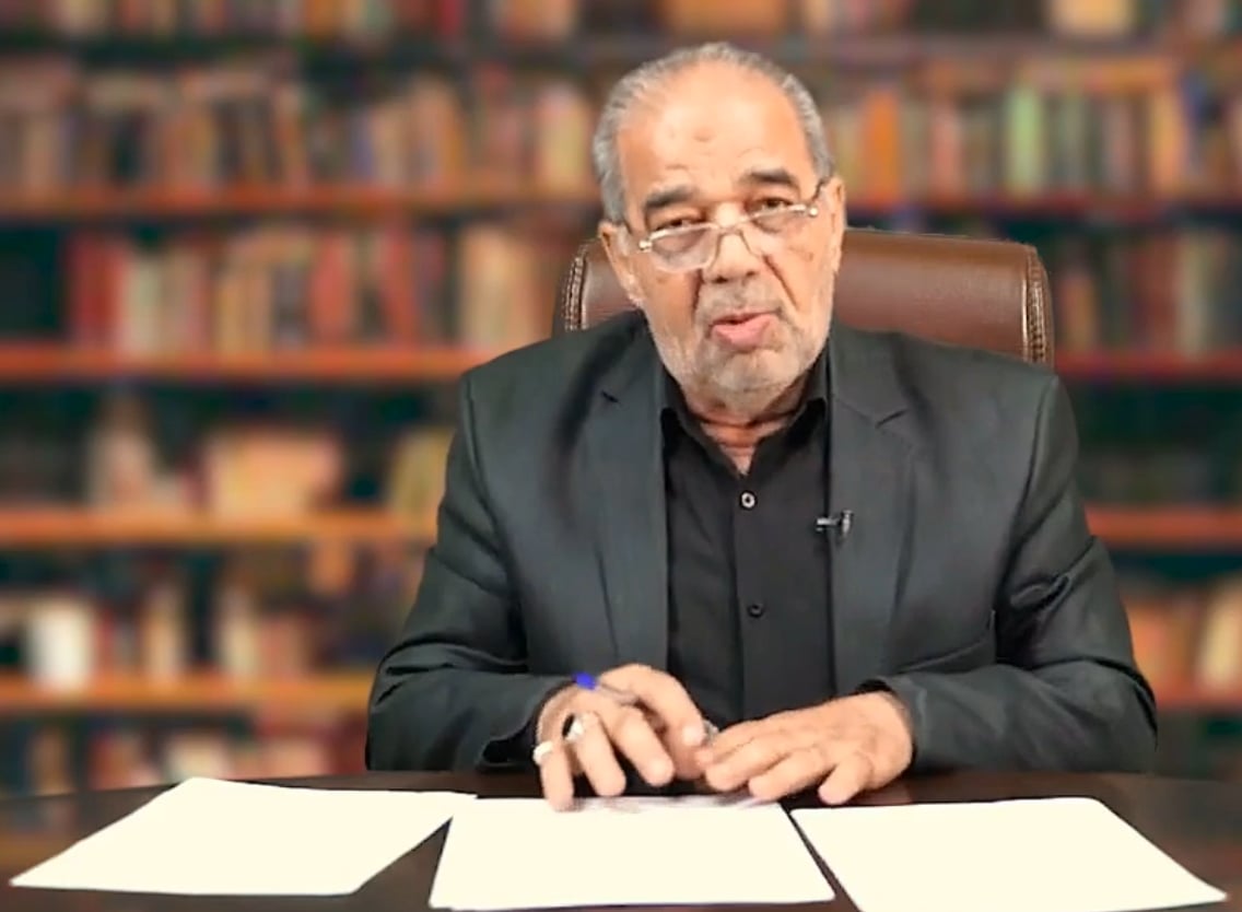 الإعلام طريد هواة الألفين