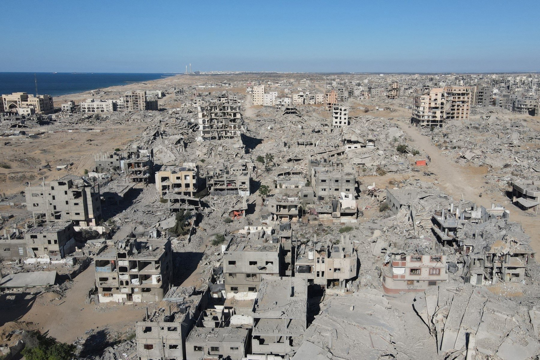 "أكبر كارثة".. المكتب الحكومي في غزة: 70 مليون طن من الركام و20 ألف جسم لم ينفجر