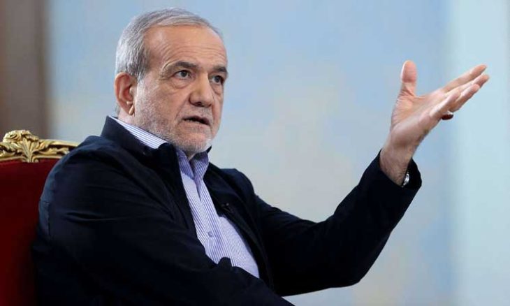 الرئيس الإيراني يأمر بإجراء تحقيق بعد وفاة رجل أضرم النيران في نفسه