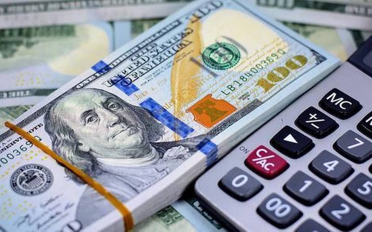 أسعار صرف الدولار تنخفض أمام الدينار العراقي