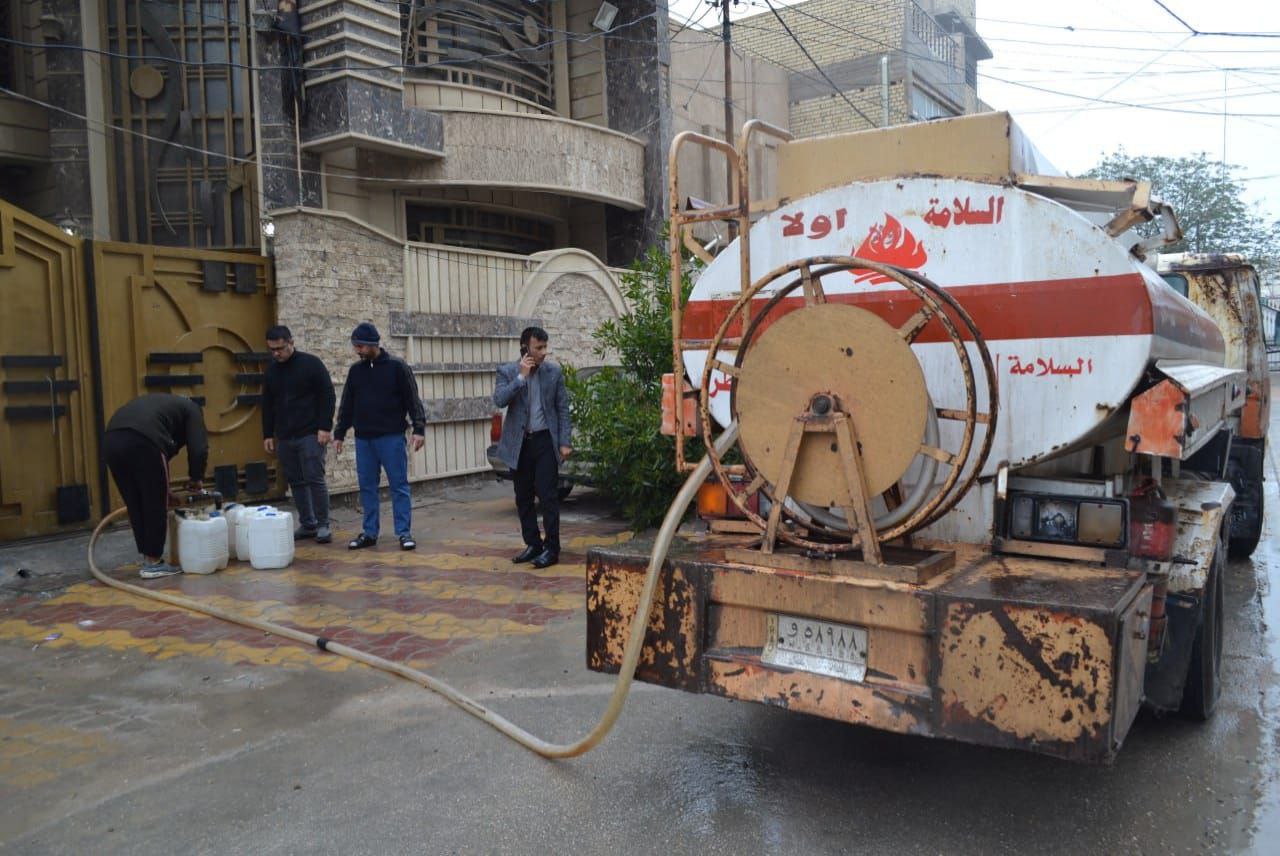 كربلاء توزع حصة النفط الأبيض بالبطاقة الالكترونية رقم (٢)