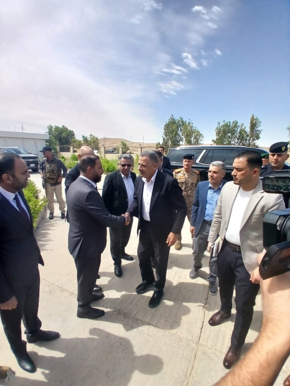 وزير الموارد يصل إلى سد حديثة لمتابعة موجة الإطلاقات المائية القادمة عبر نهر الفرات