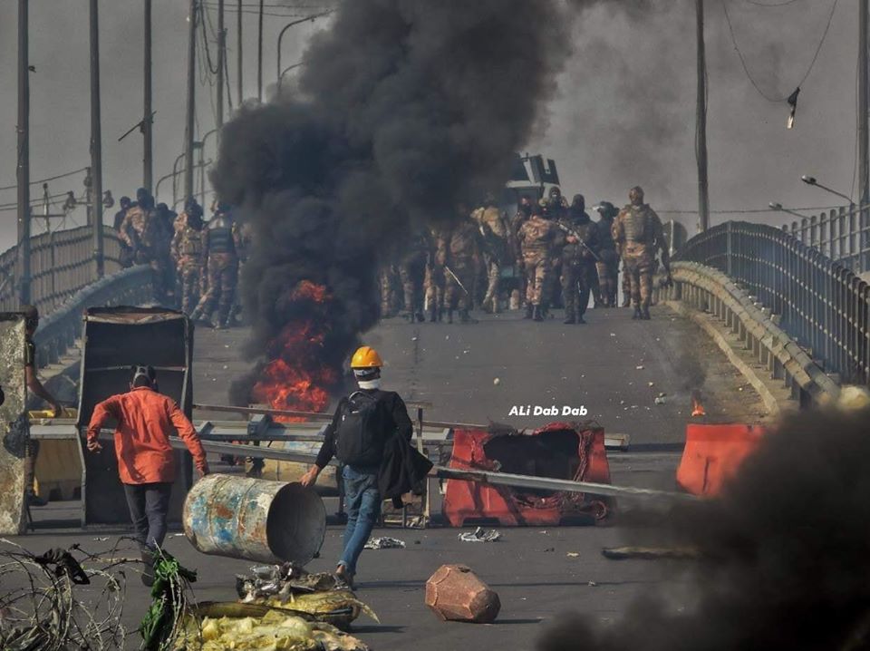 مجلس الأمن الوطني يخول القوات الأمنية باعتقال من يقوم بقطع الطرق وغلق الدوائر
