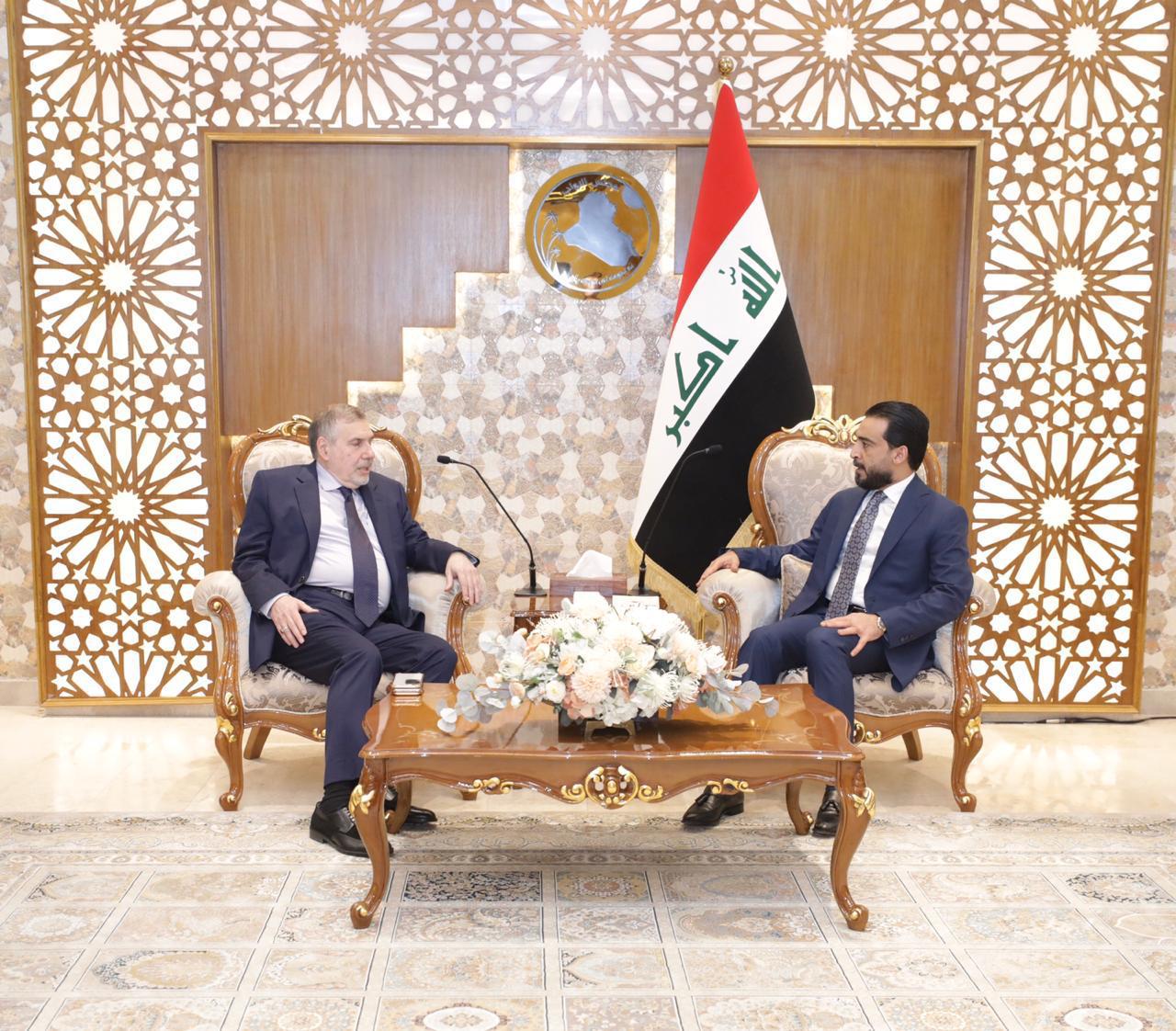 الحلبوسي وعلاوي يؤكدان على ضرورة تشكيل حكومة تتبنى الخطوات الإصلاحية