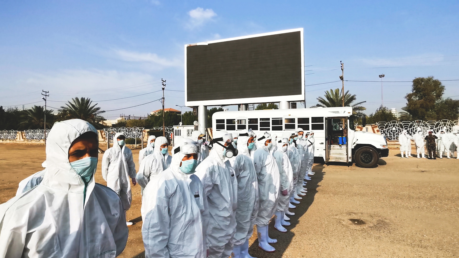 بالفيديو.. كربلاء تحصن شوارعها و ازقتها من خلال حملة تعفير كبرى ضد فيروس كورونا