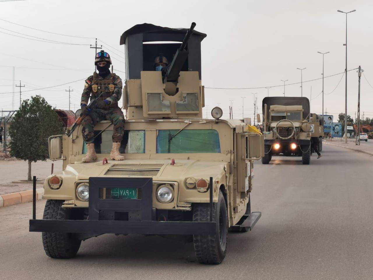 بالصور .. نشر قوة من الجيش لعزل منطقة ظهرت فيها إصابات بكورونا في المثنى