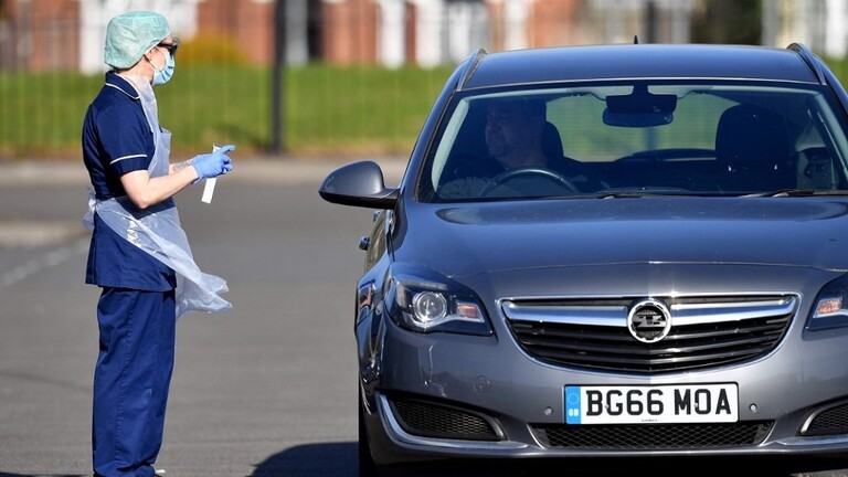 تسجيل 828 وفاة جديدة بفيروس كورونا في مستشفيات إنجلترا