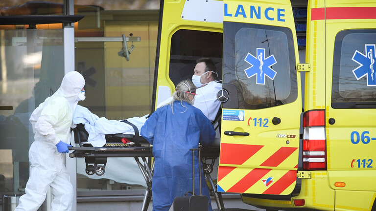 بريطانيا.. ارتفاع حصيلة وفيات كورونا إلى 11005