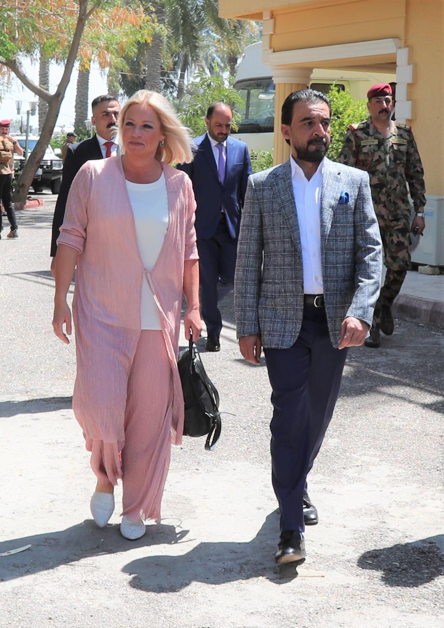 الحلبوسي وبلاسخارت يناقشان ملف تشكيل الحكومة القادمة في الفلوجة