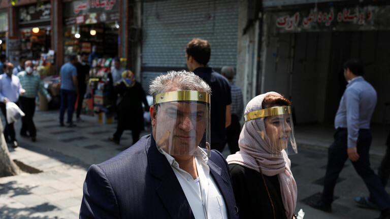 إيران.. عدد المصابين بكورونا ينخفض عن الألف لأول مرة منذ 36 يوما