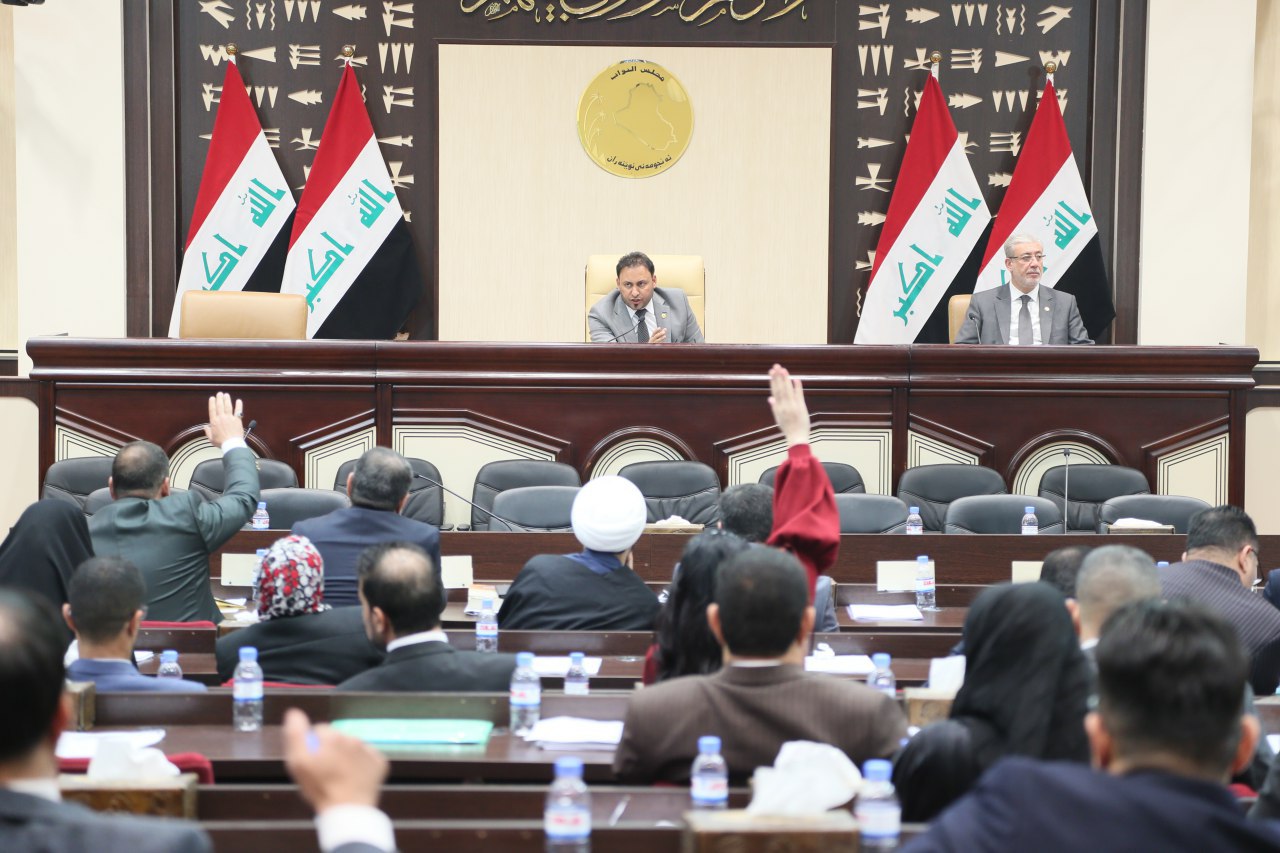 بدء توافد اعضاء البرلمان استعداداً لعقد جلسة منح الثقة للكابينة الوزارية