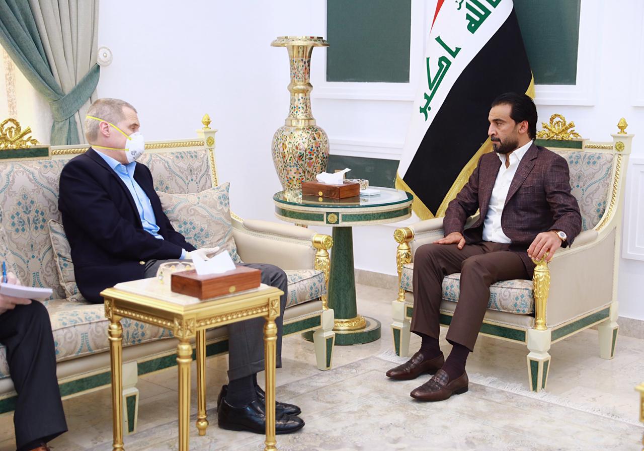 محمد الحلبوسي يستنجد بالسفير الأمريكي للضغط على مقتدى الصدر