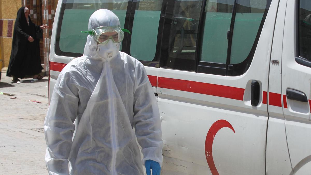 اثر الكلمة .. المرجعية الدينية العليا والكوادر الصحية التي تواجه الوباء