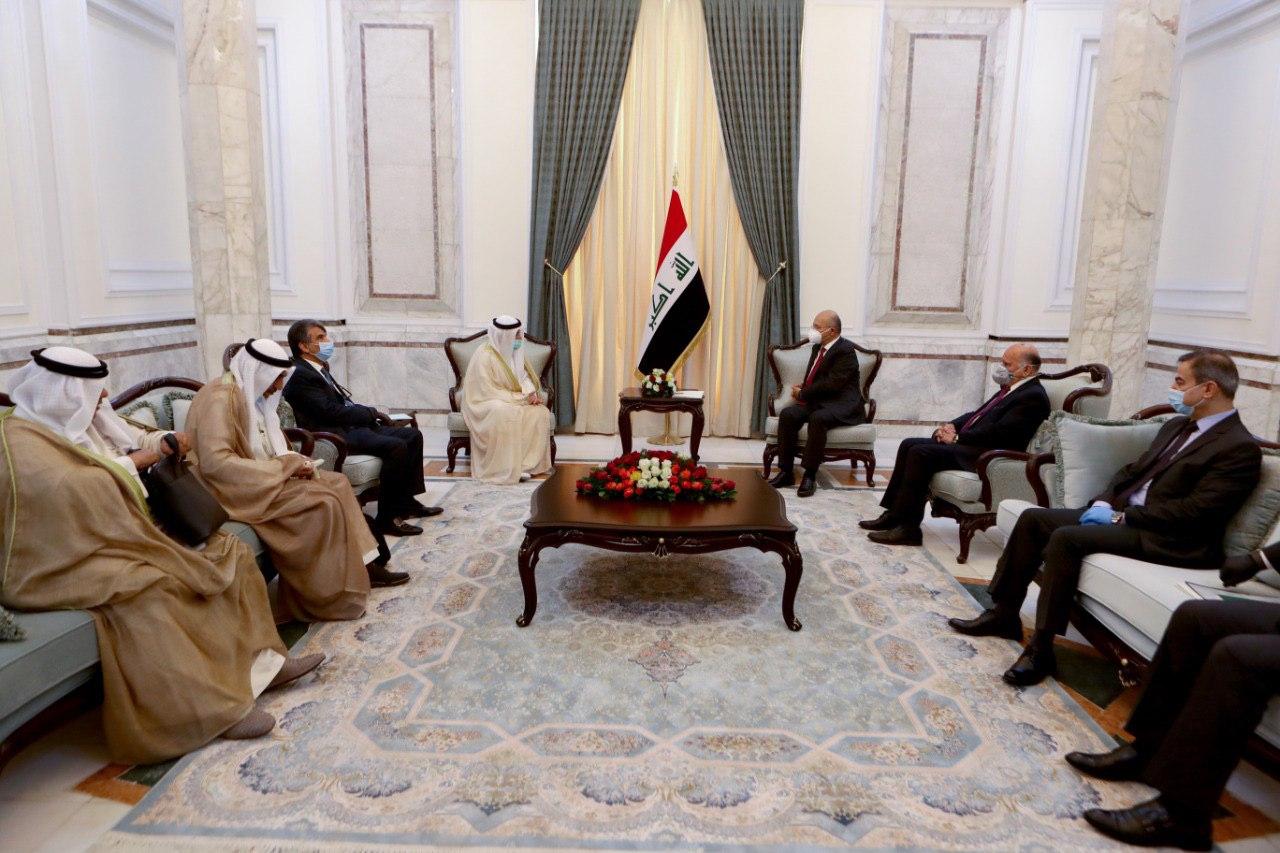 امير الكويت يوجه دعوة لصالح لزيارة الكويت