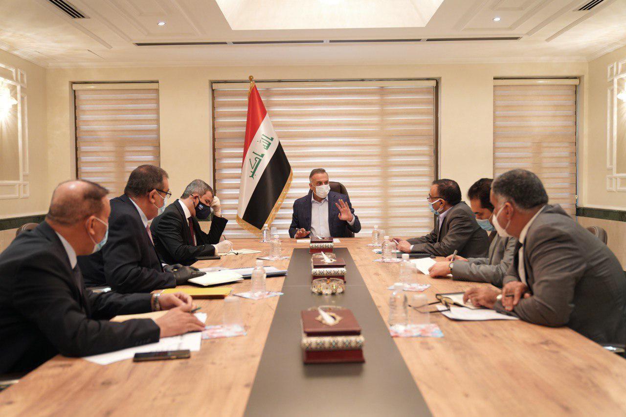 الكاظمي يوجه النفط بتوفير الوقود مجاناً لأصحاب المولدات الاهلية  مقابل تخفيض الأسعار