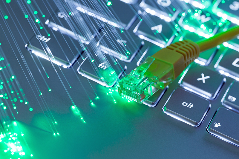 العراق والاردن يتفقان على زيادة سعات الانترنت الدولية عبر منفذ طريبيل