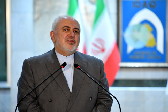 ظريف يعرب عن ارتياحه: العراق جادّ في تنفيذ الاتفاقات مع ايران