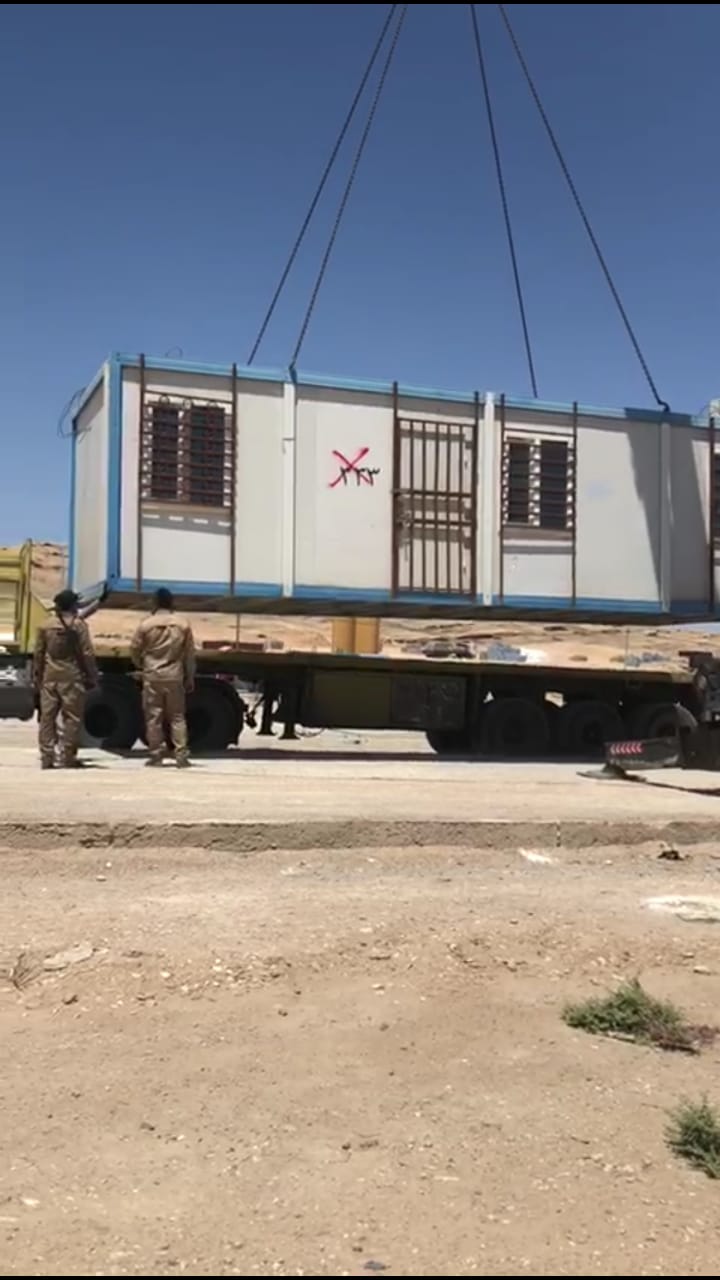 المنافذ الحدودية تزيل "كرفانات" غير مرخصة من منفذ مندلي