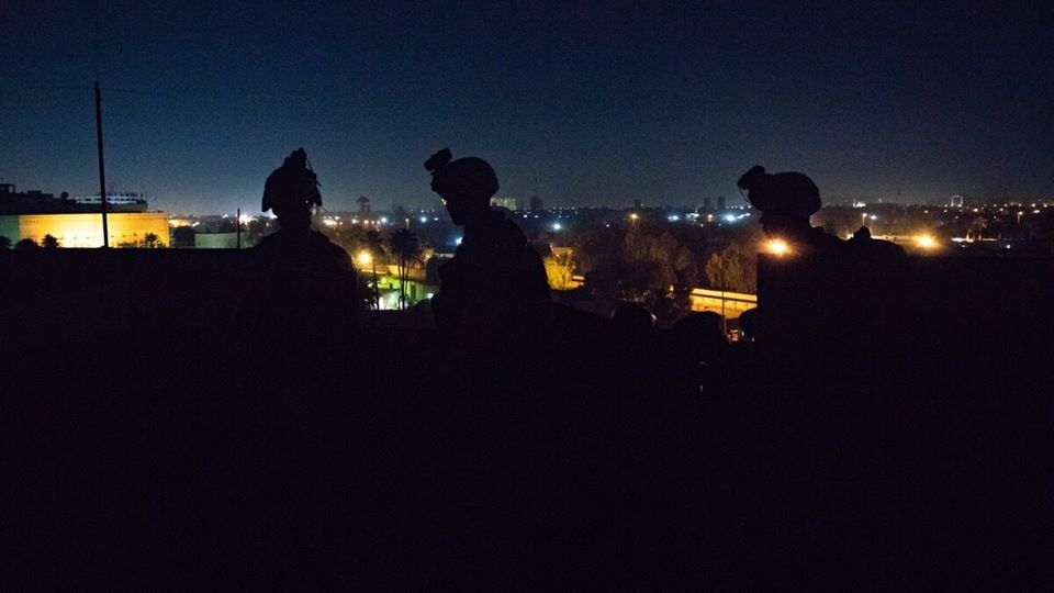 الاعلام الامني يصدر بياناً بشأن الهجوم الصاروخي على المنطقة الخضراء