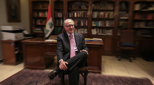 نائب: وزير المالية يريد تدمير اقتصاد العراق