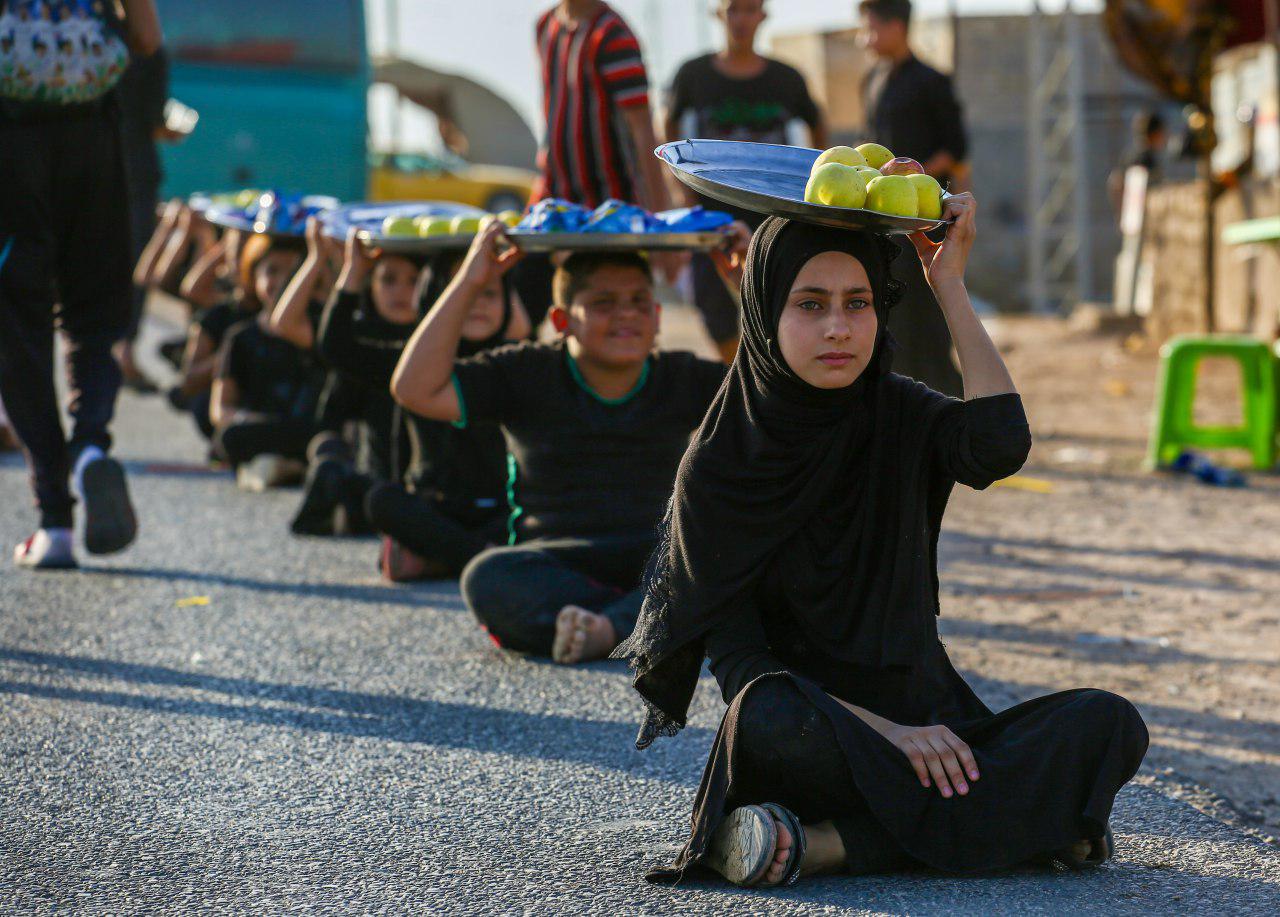 كاتبة سعودية تخاطب آل سعود: تعلموا من خدمة زوار الإمام الحسين (ع)